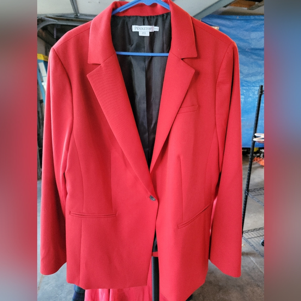 Pendleton red 20w blazer